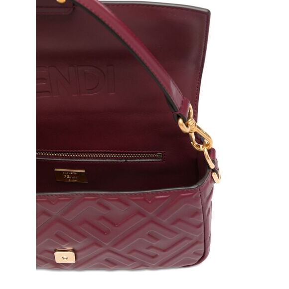Fendi Women Baguette Leather Shoulder Bag - Picture 3 of 5